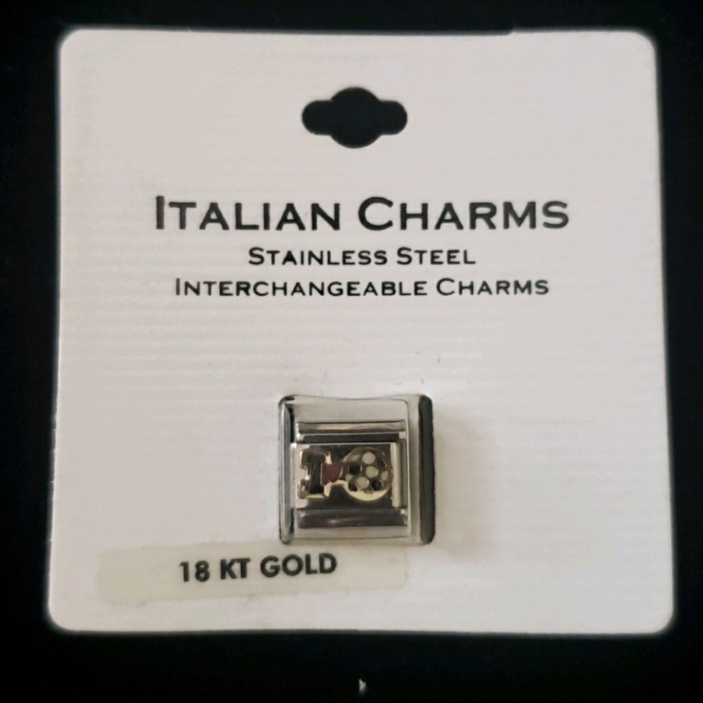 New Italian link Charm 18kt gold